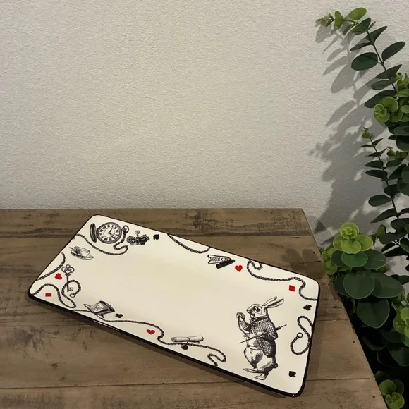Alice in Wonderland White Rabbit Ceramic Food Platter. - Picture 2 of 8